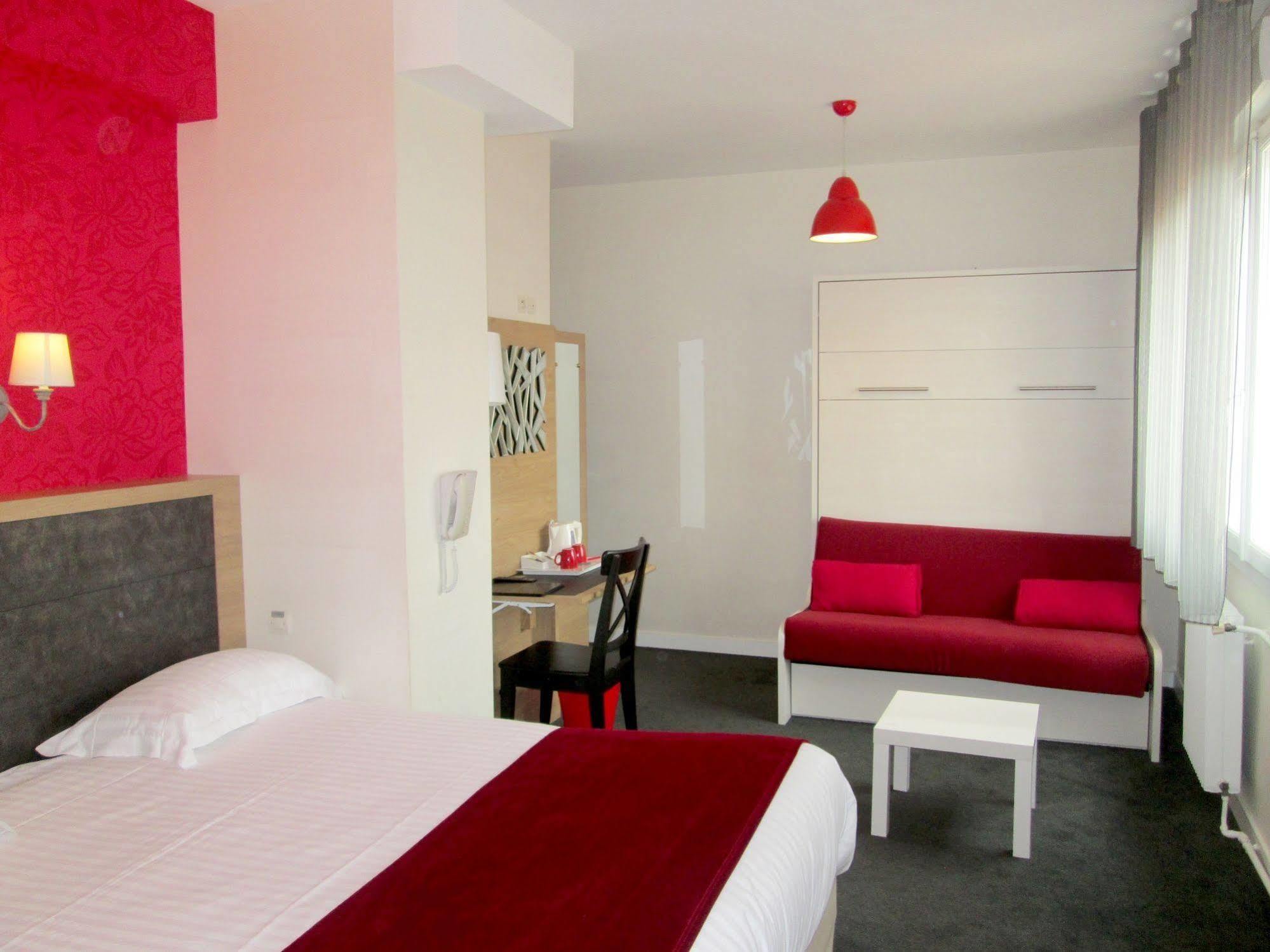 Hotel Calme Des Pins & Spa Les Sables-dʼOlonne Eksteriør billede